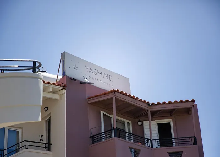 Yasmine Apartments And Rooms